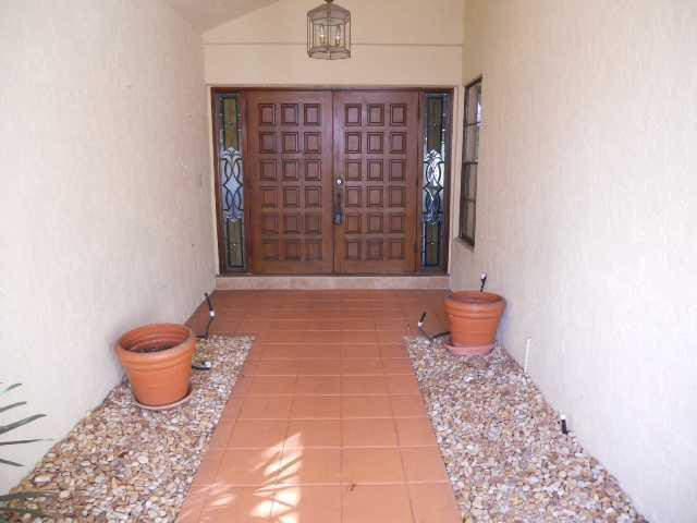1111 North Pine Island Road Plantation, FL 33322 - Photo 9 of 25 Exterior Front