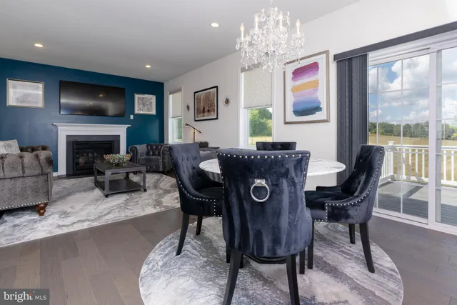 $560,000 | 6 Vinebury Lane, Coatesville, PA 19320