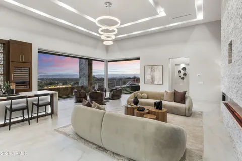 $10,000,000 | 6800 North 39th Place, Paradise Valley, AZ 85253
