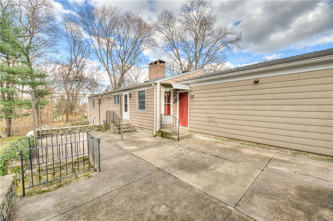 59 Timberline Road Warwick, RI 02886 - Photo 14 of 40