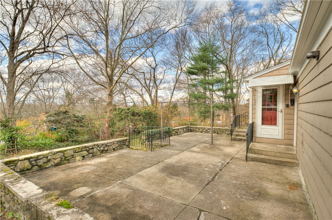 59 Timberline Road Warwick, RI 02886 - Photo 10 of 40