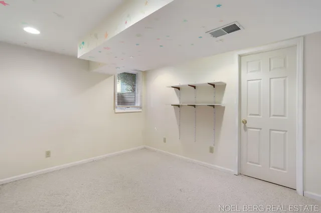 $499,900 | 15843 Brucker Street, Grand Haven, MI 49417