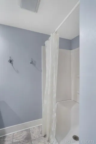 $499,900 | 15843 Brucker Street, Grand Haven, MI 49417