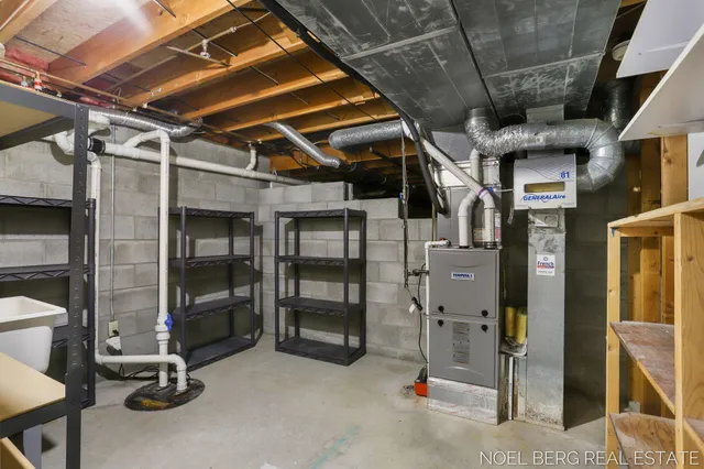 $499,900 | 15843 Brucker Street, Grand Haven, MI 49417