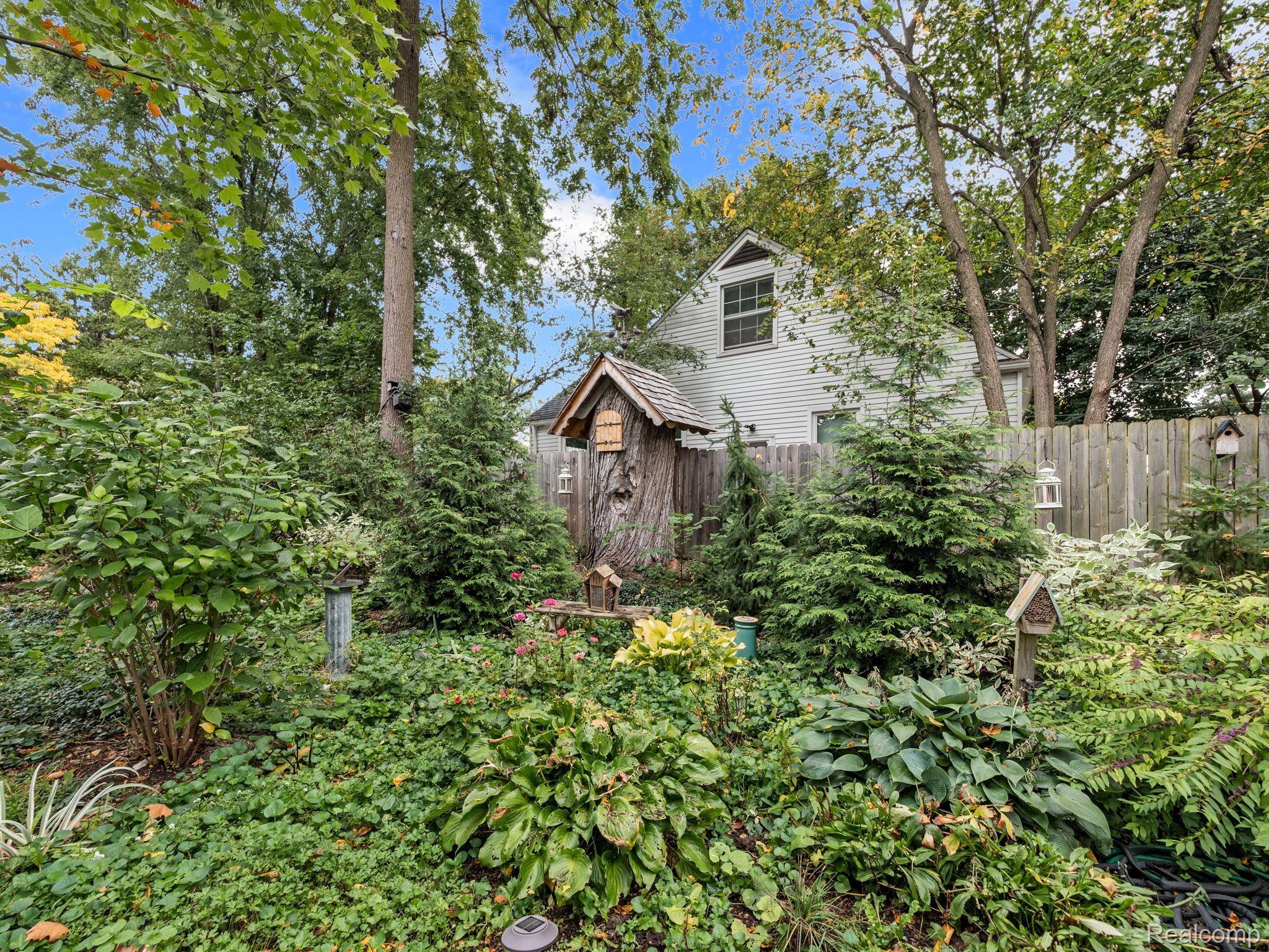 119 South Adams Road Birmingham, MI 48009 - Photo 56 of 73 Gallery Image 56