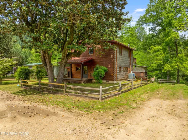 $535,000 | 8513 East Lamar Alexander Parkway, Townsend, TN 37882