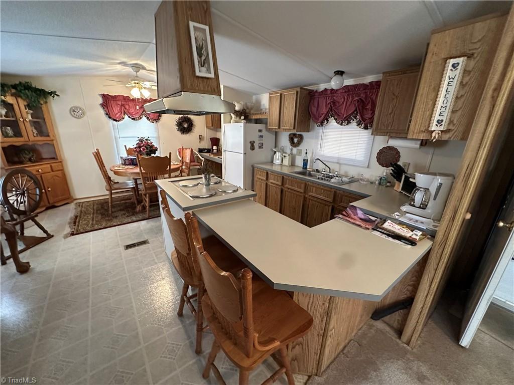 3661 Darnell Woodie Road Laurel Springs, NC 28644 - Photo 19 of 29 View of kitchen/dining area