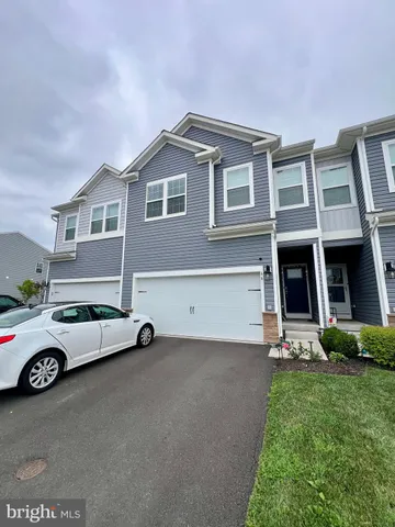 $3,350 | 52 Fonthill Court, Quakertown, PA 18951
