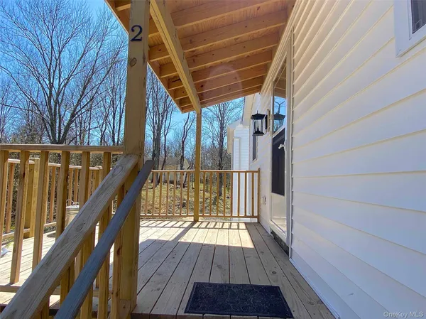 $1,700 | 230 Highway 32, Unit 2, New Paltz, NY 12561
