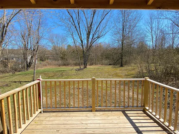 $1,700 | 230 Highway 32, Unit 2, New Paltz, NY 12561