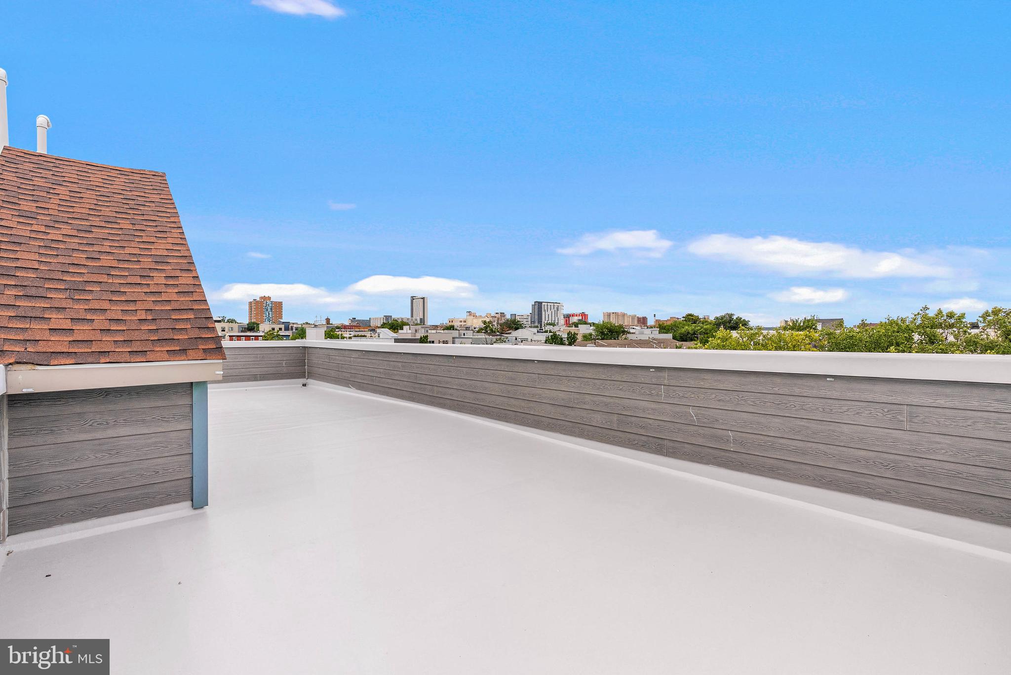 1238 North 6th Street, Unit B Philadelphia, PA 19122 - Photo 20 of 21 a view of terrace with city view