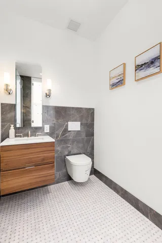 $35,000 | 46 East 65th Street, Unit 2 | Lenox Hill