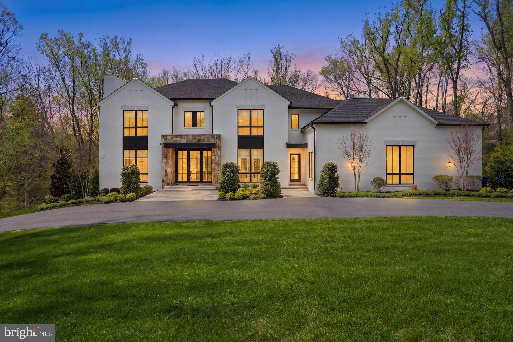 938 Saigon Road McLean, VA 22102 - Photo 2 of 99