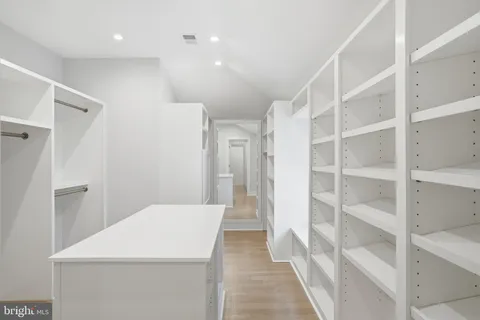 $6,375,000 | 938 Saigon Road, McLean, VA 22102