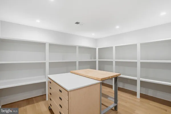 $6,375,000 | 938 Saigon Road, McLean, VA 22102