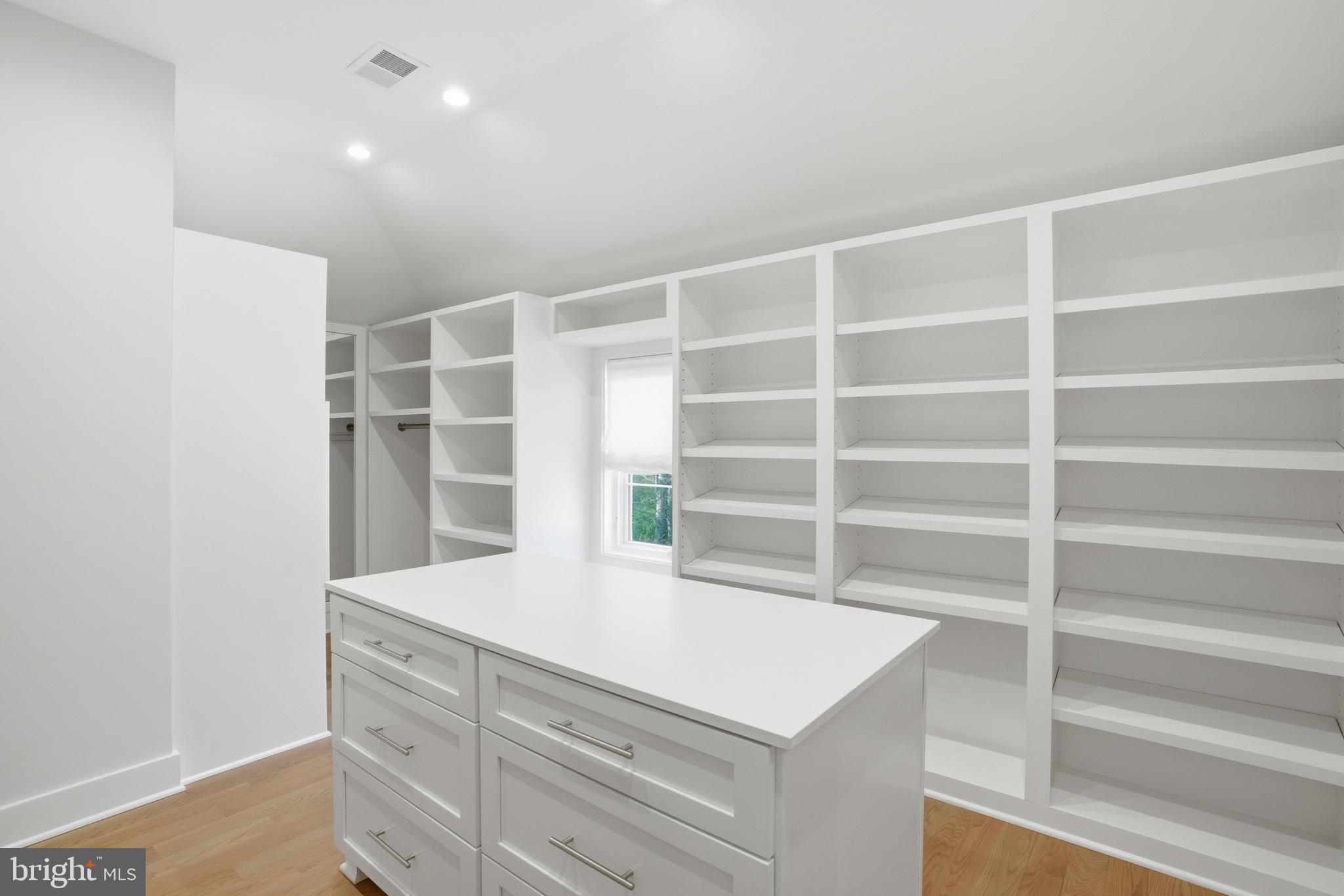 938 Saigon Road McLean, VA 22102 - Photo 59 of 99