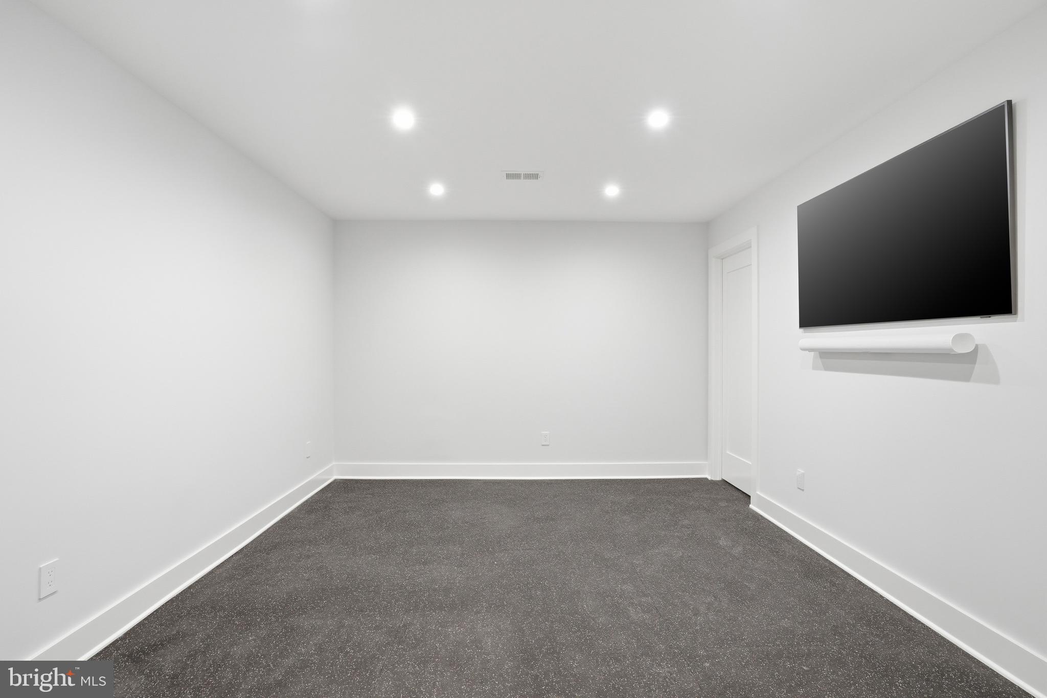 938 Saigon Road McLean, VA 22102 - Photo 77 of 99