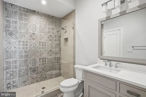 $6,375,000 | 938 Saigon Road, McLean, VA 22102