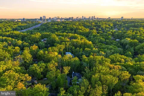 $6,375,000 | 938 Saigon Road, McLean, VA 22102