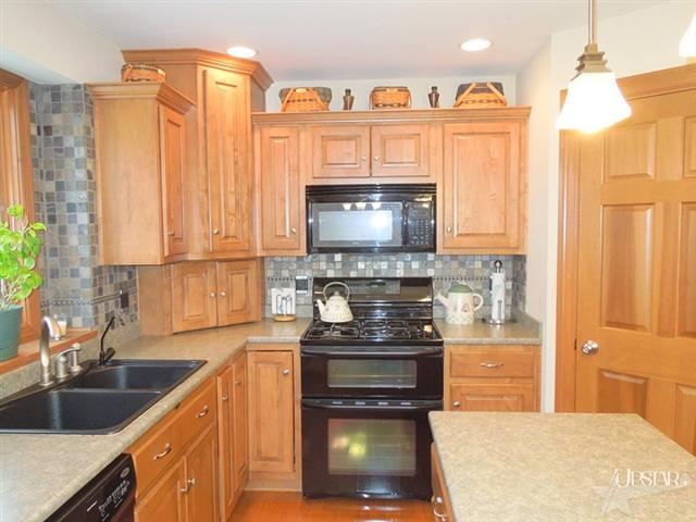 10519 Quail Run Fort Wayne, IN 46845 - Photo 8 of 29 Gallery Image 8