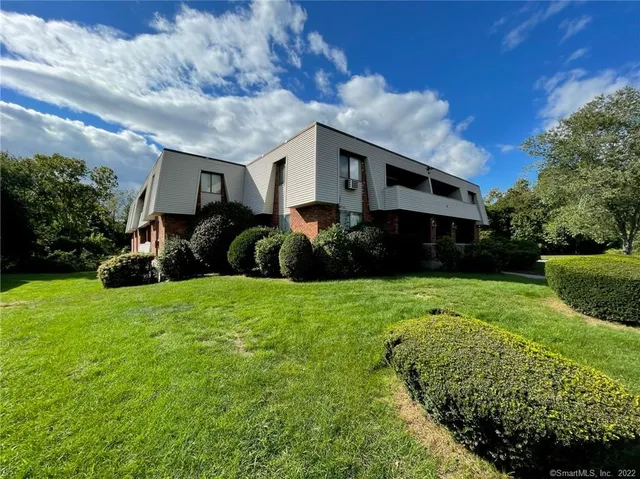 $1,400 | 565 Talcottville Road, Unit 2B7, Vernon Rockville, CT 06066