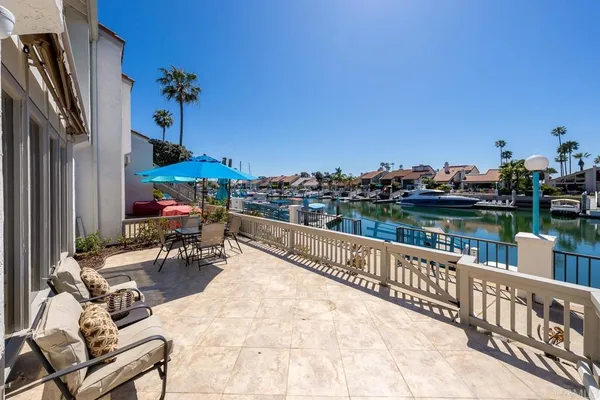 $1,660,000 | 85 Kingston Court West, Coronado, CA 92118