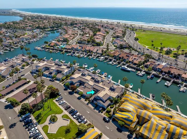 $1,660,000 | 85 Kingston Court West, Coronado, CA 92118