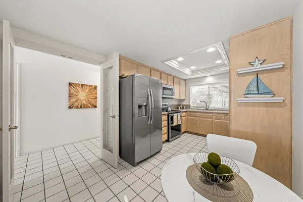 $1,660,000 | 85 Kingston Court West, Coronado, CA 92118