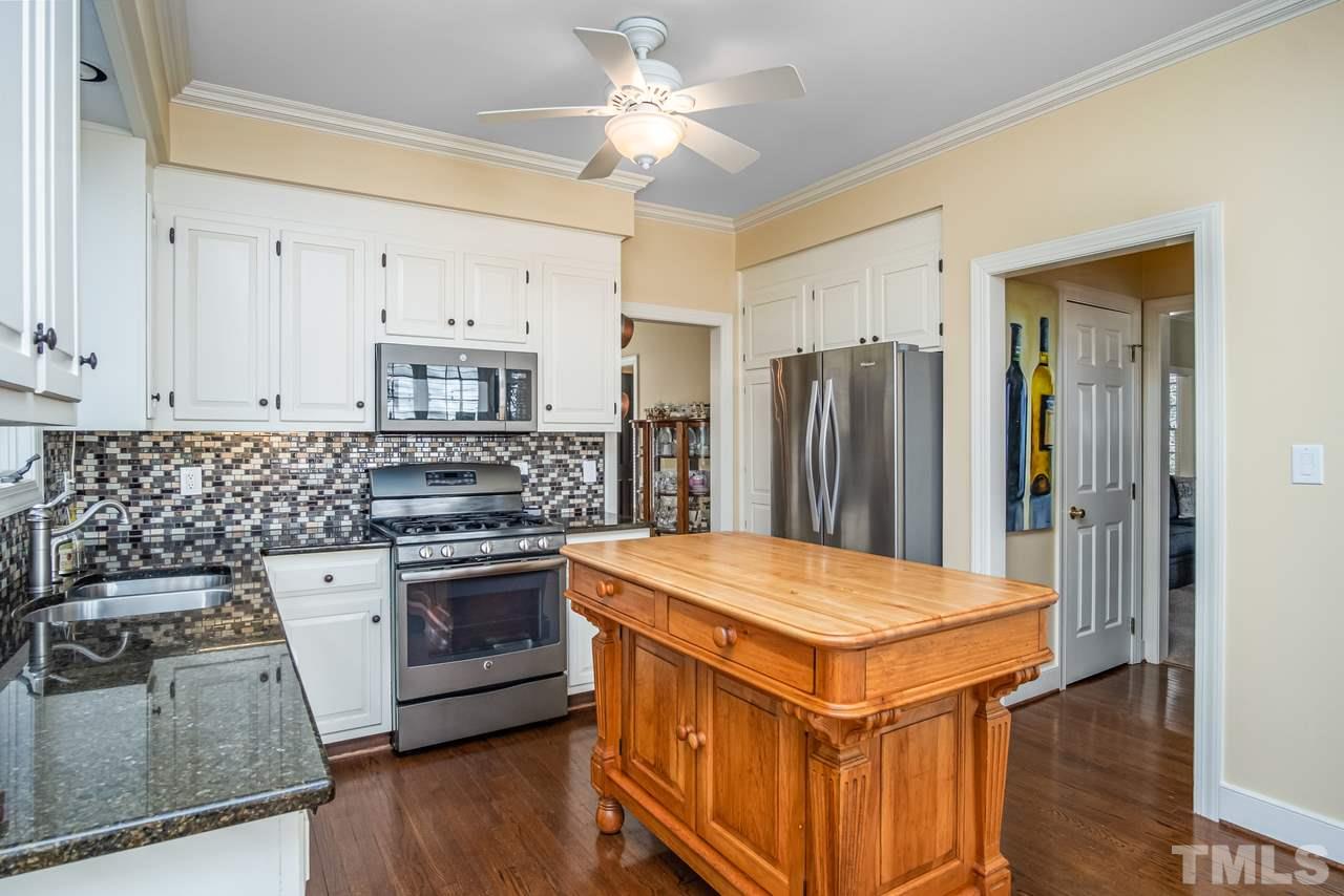 8817 Mourning Dove Road Raleigh, NC 27615 - Photo 12 of 30