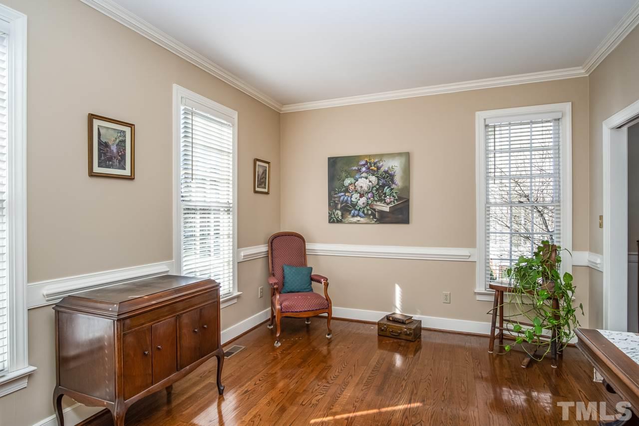 8817 Mourning Dove Road Raleigh, NC 27615 - Photo 6 of 30