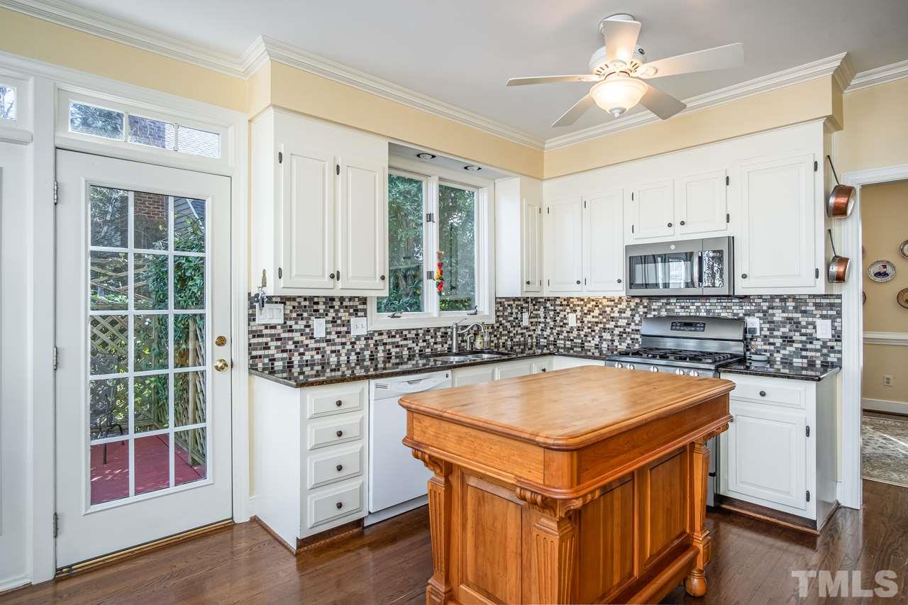 8817 Mourning Dove Road Raleigh, NC 27615 - Photo 10 of 30