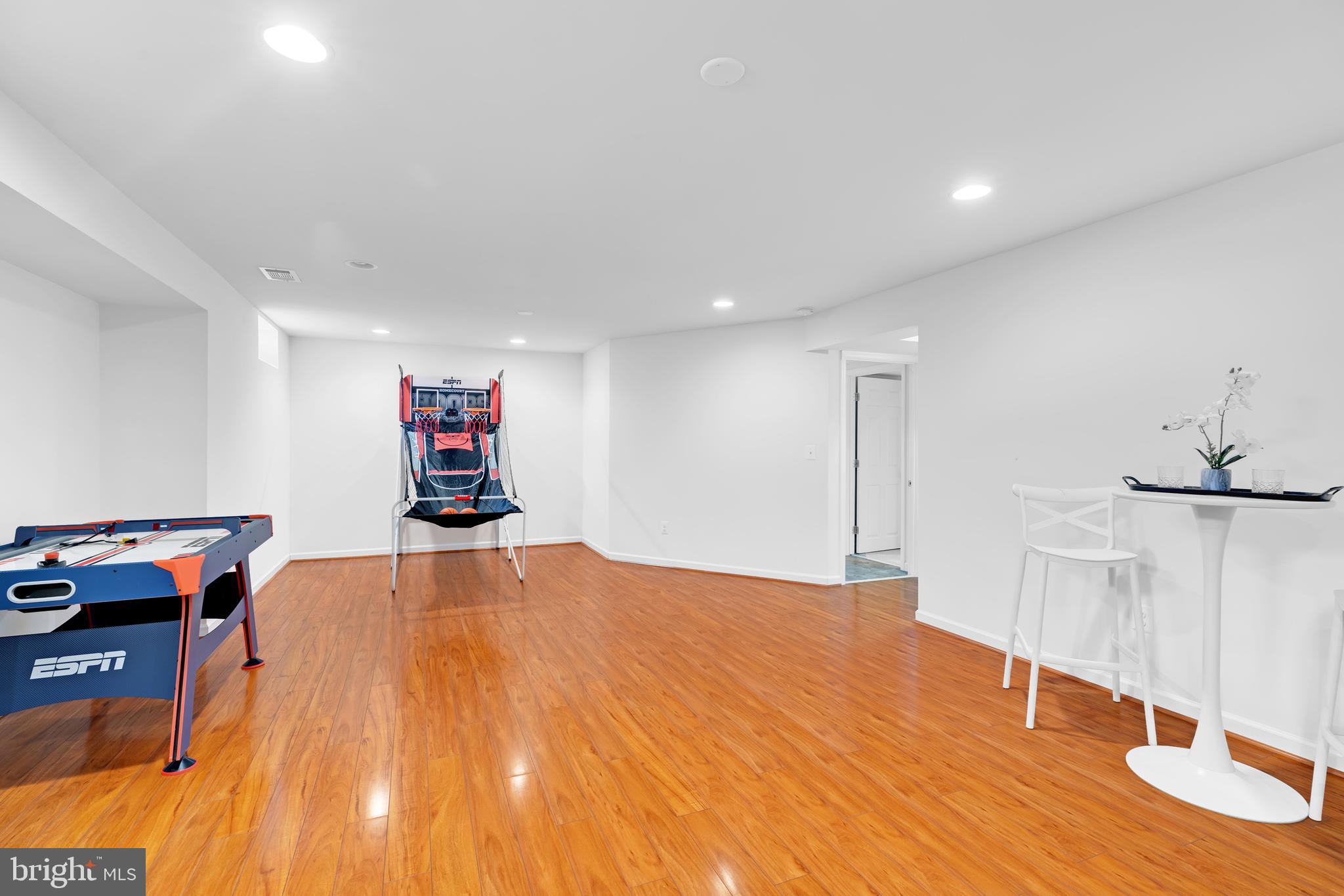 17397 Tedler Circle Round Hill, VA 20141 - Photo 38 of 62 Game Zone or Entertainment Area