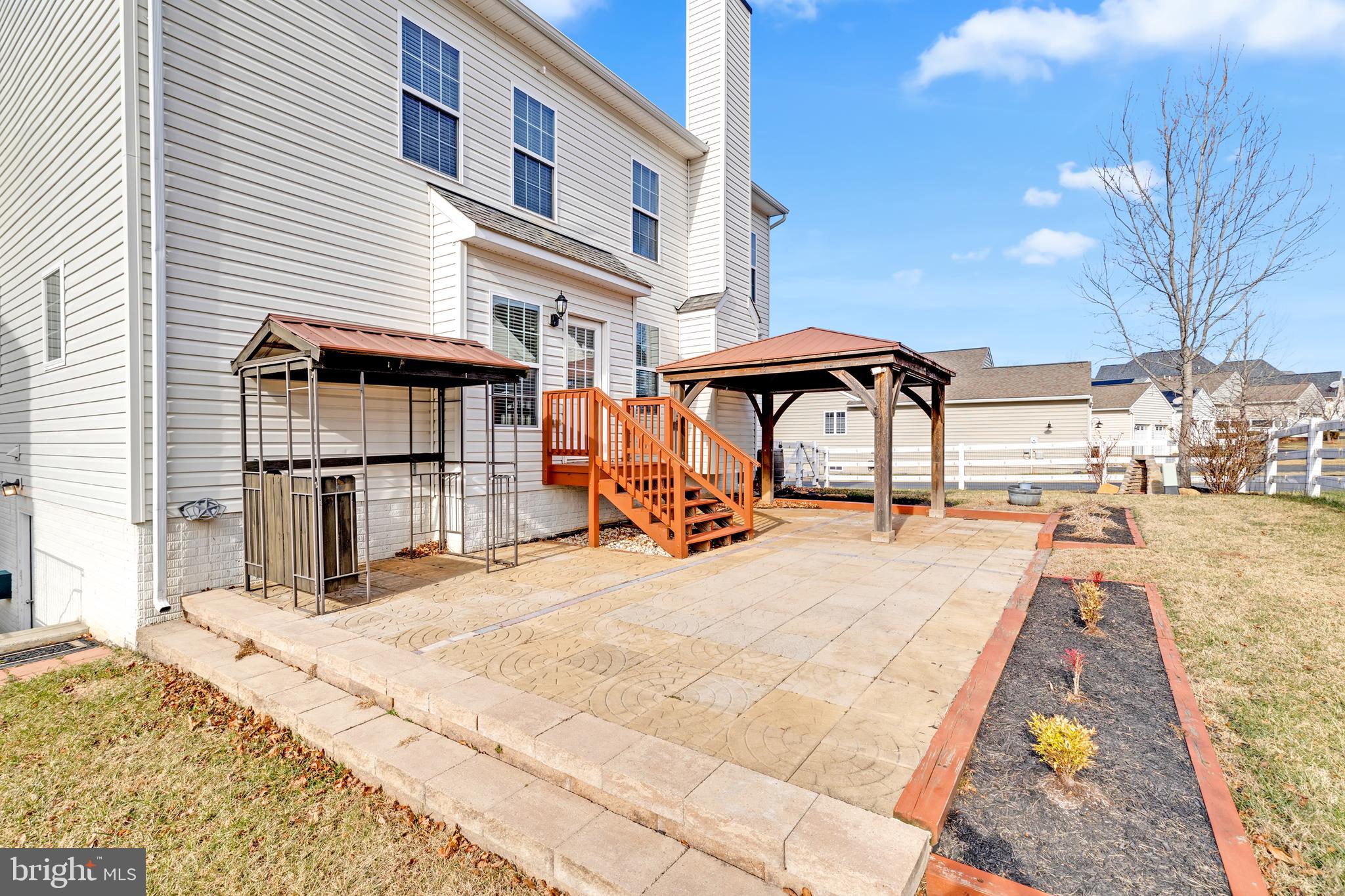 17397 Tedler Circle Round Hill, VA 20141 - Photo 49 of 62 Backyard ample of space for gardening