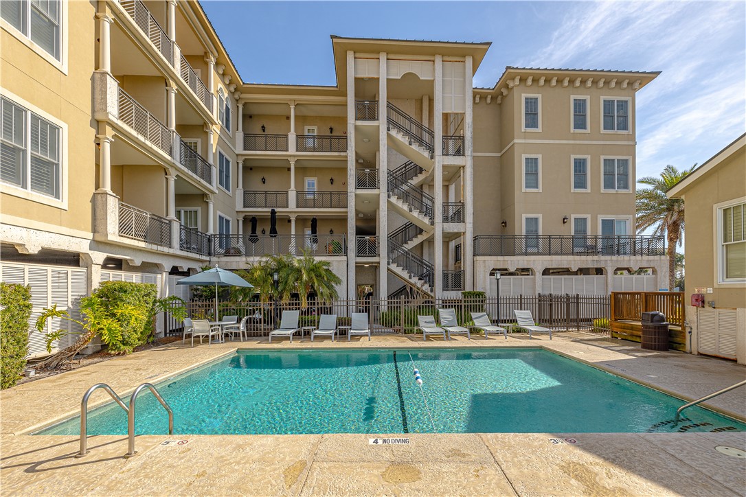 1015 Beach View Drive, Unit 306 St. Simons Island, GA 31522 - Photo 15 of 19