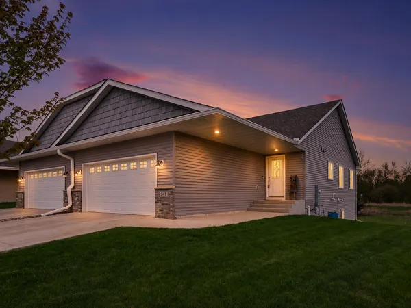 $364,000 | 344 2nd Street Northwest, Mayer, MN 55360