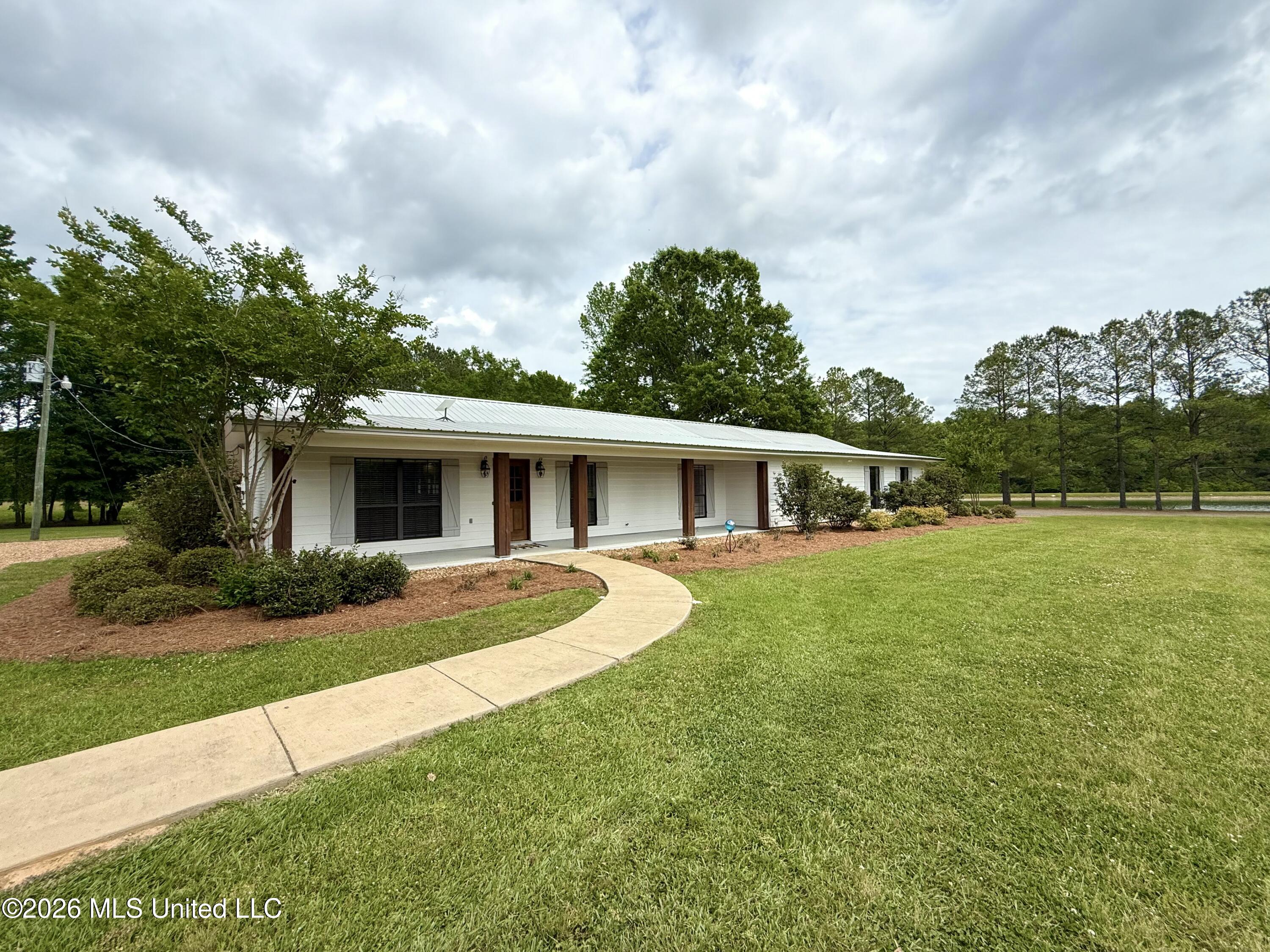7351 Highway 488 Carthage, MS 39051 - Photo 1 of 71 FullSizeRender (51)