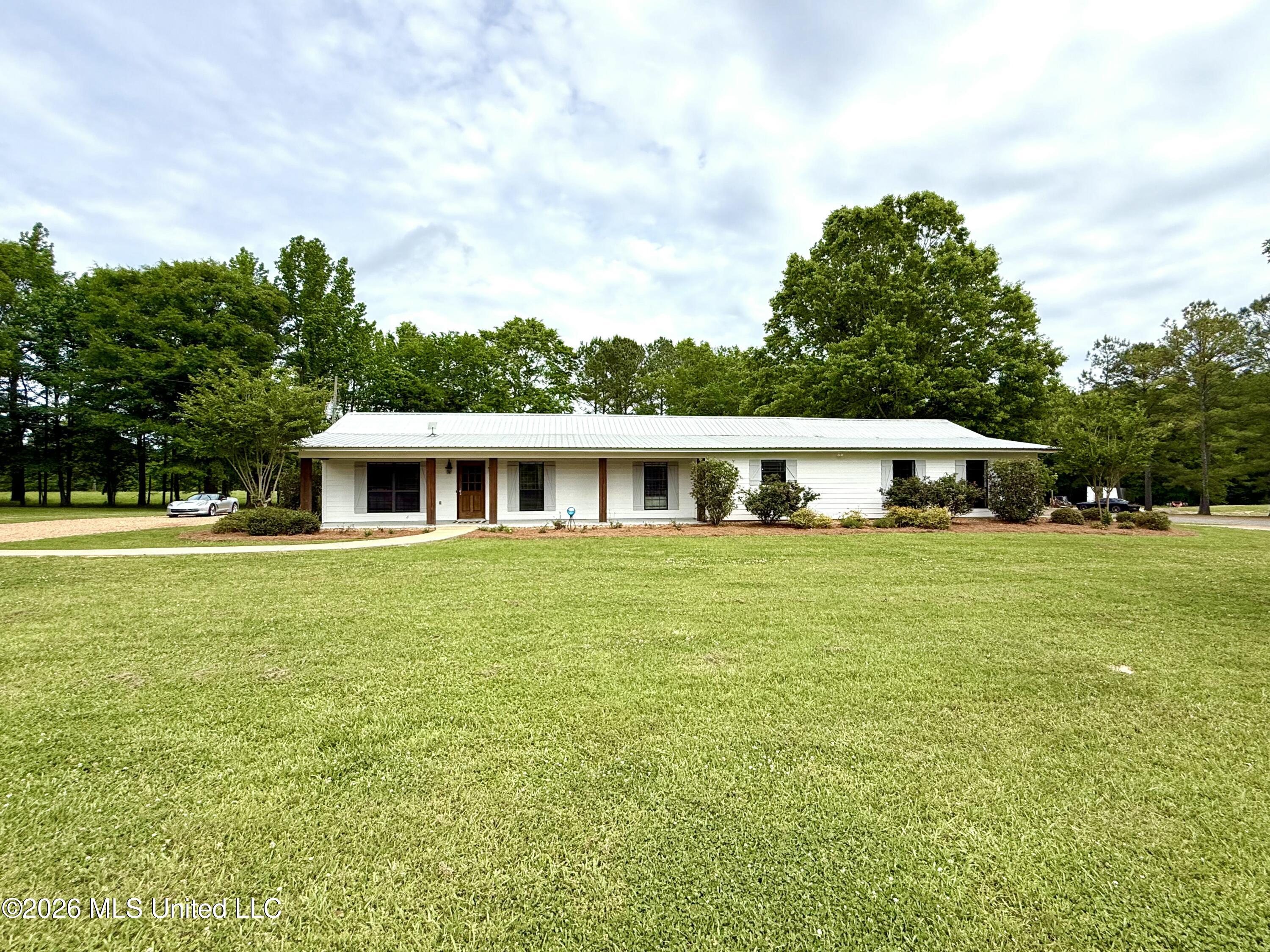 7351 Highway 488 Carthage, MS 39051 - Photo 2 of 71 FullSizeRender (18)