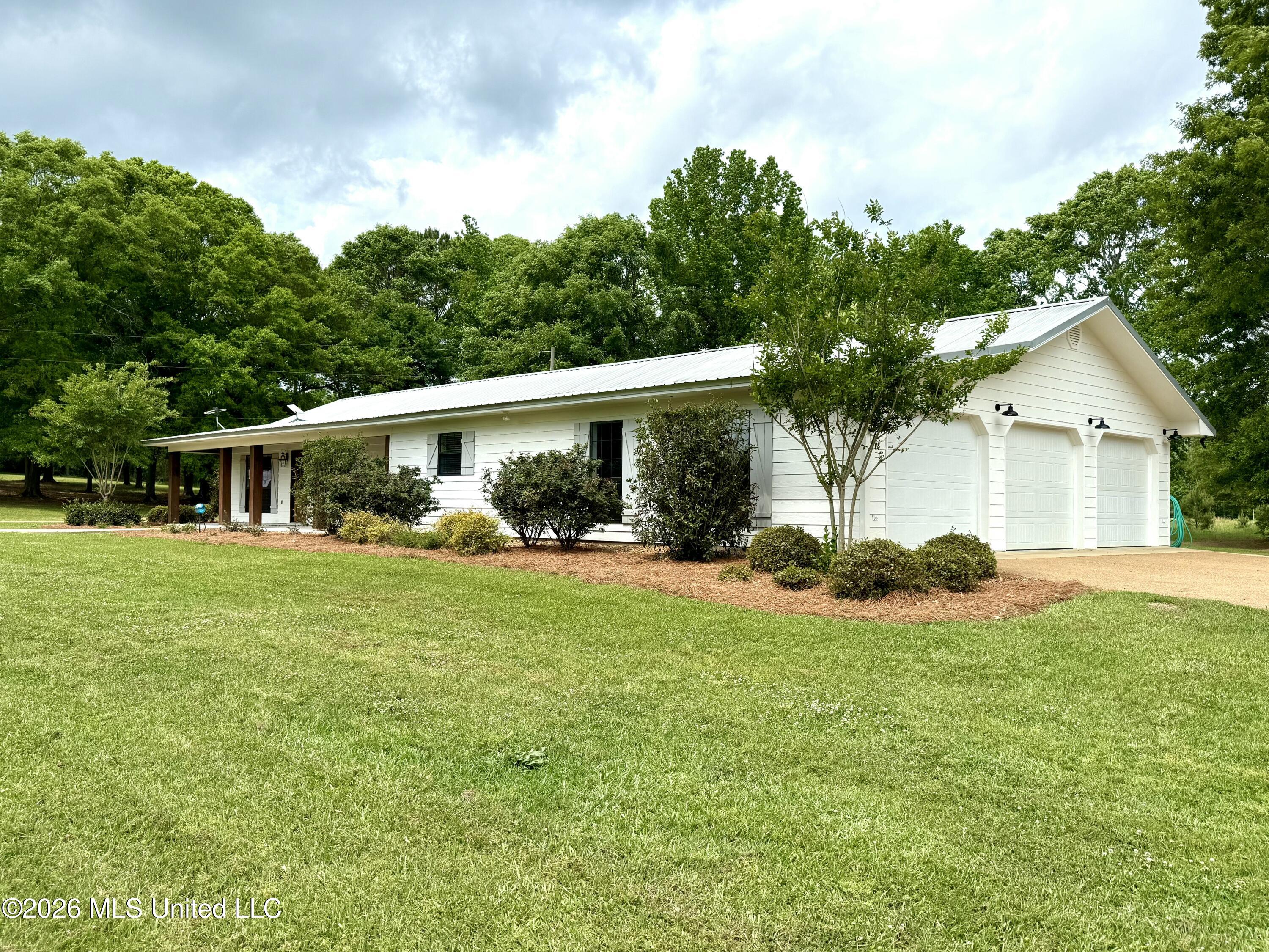 7351 Highway 488 Carthage, MS 39051 - Photo 60 of 71 FullSizeRender (54)