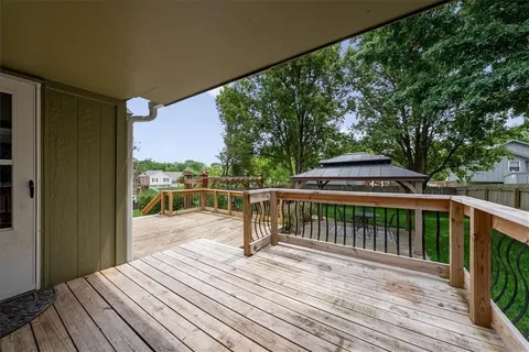 $399,900 | 1327 Northeast Depot Drive, Lee's Summit, MO 64086