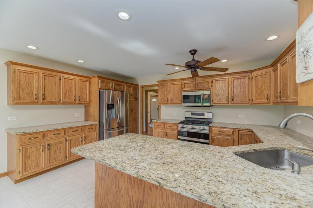 24031 South Schoolhouse Road Manhattan, IL 60442 - Photo 19 of 44