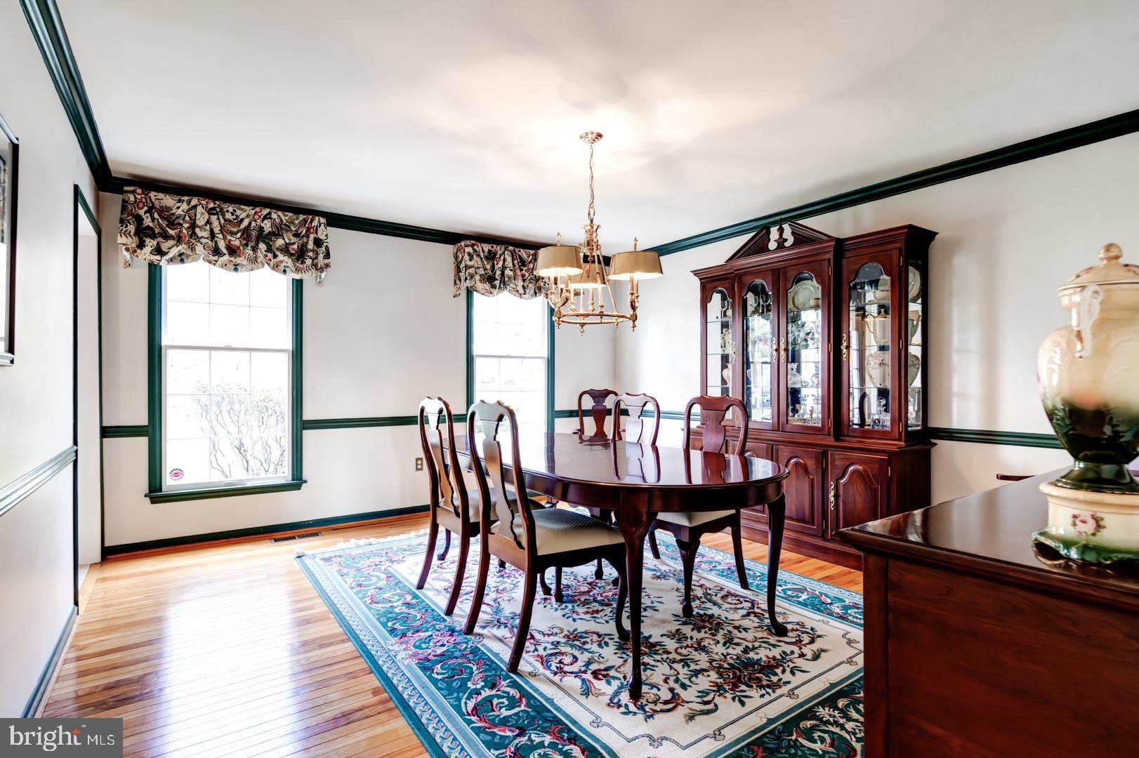 8 Willow Pond Road Malvern, PA 19355 - Photo 9 of 27 Dining Room