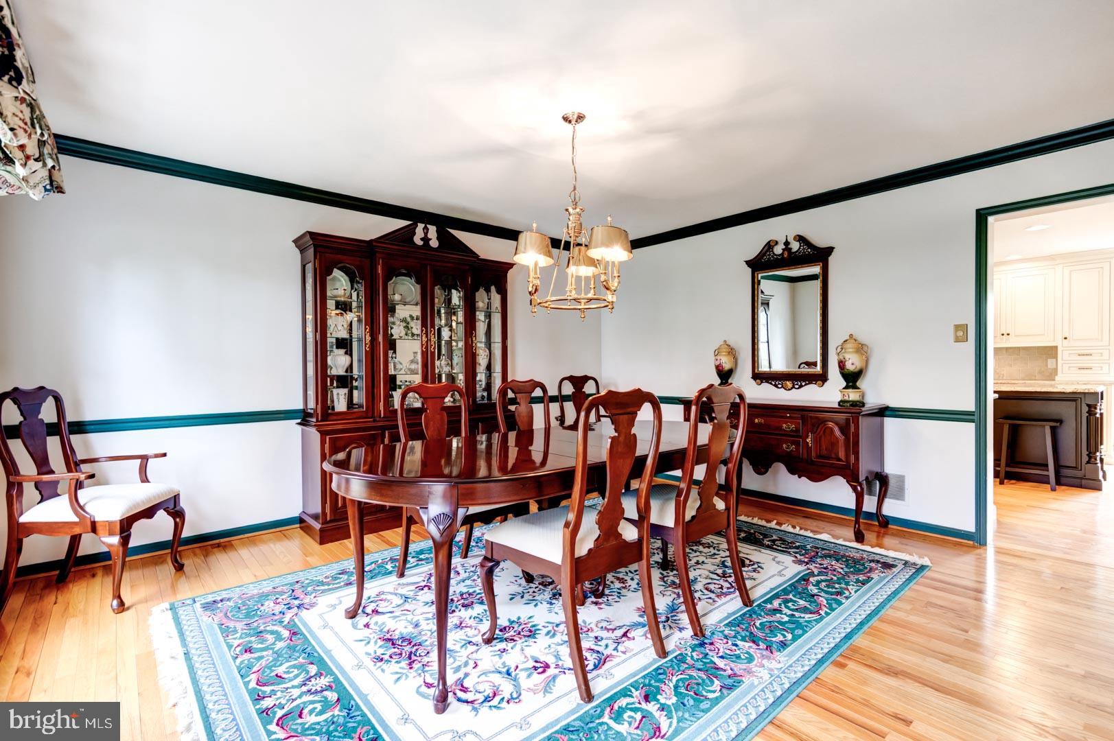 8 Willow Pond Road Malvern, PA 19355 - Photo 10 of 27 Dining Room