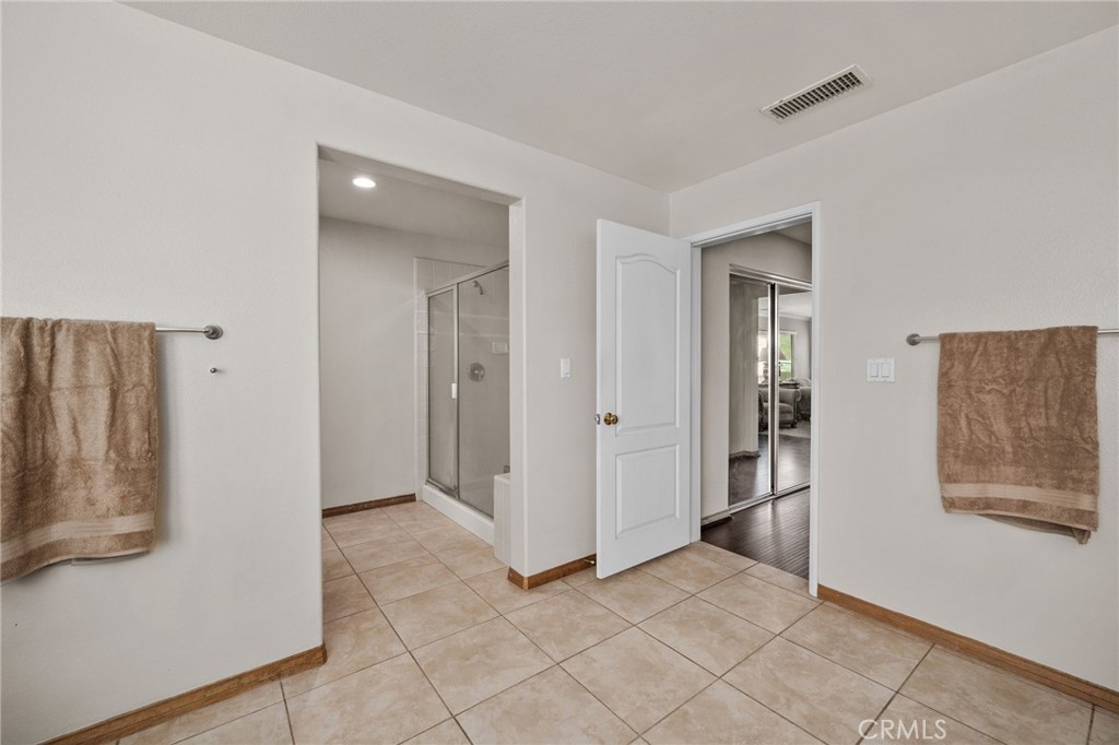 17241 Greentree Drive Riverside, CA 92503 - Photo 31 of 53