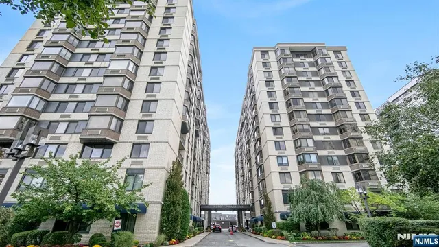 $2,250 | 316 Prospect Avenue, Unit 3D, Hackensack, NJ 07601