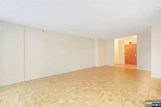 $2,250 | 316 Prospect Avenue, Unit 3D, Hackensack, NJ 07601