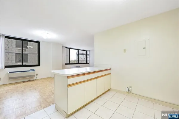 a view of utility room