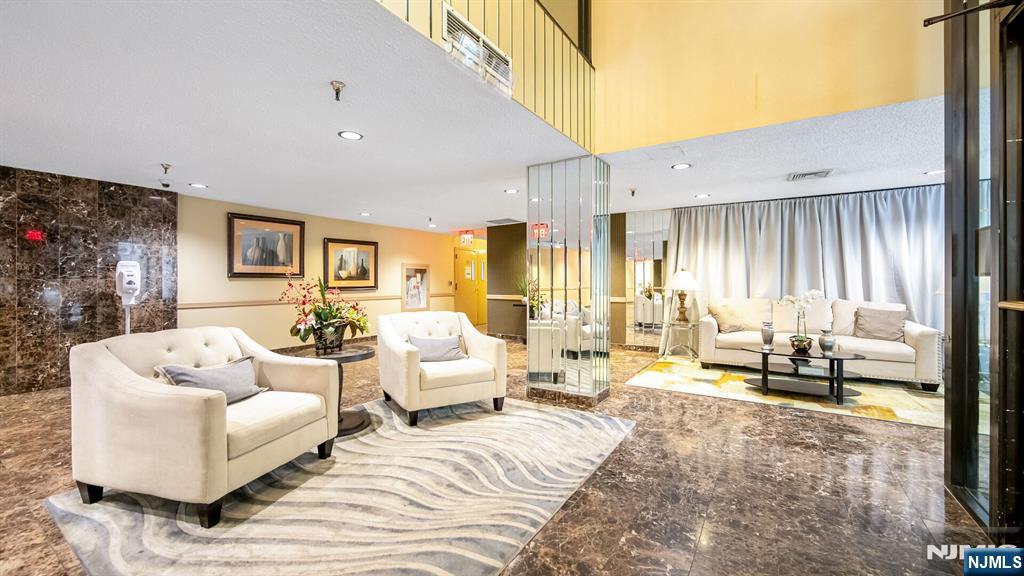 316 Prospect Avenue, Unit 3D Hackensack, NJ 07601 - Photo 4 of 7