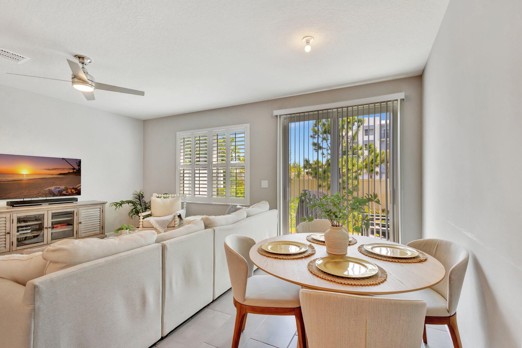 345 Southeast Angler Drive Stuart, FL 34994 - Photo 17 of 43 15-web-or-mls-5P1A9425