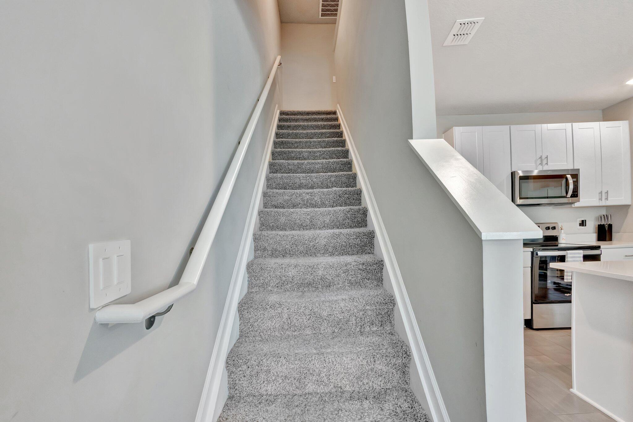 345 Southeast Angler Drive Stuart, FL 34994 - Photo 19 of 43 21-web-or-mls-5P1A9455