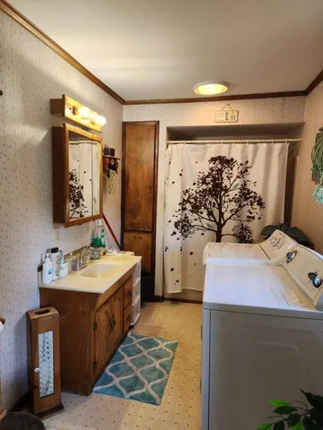 $172,000 | 342 1st Avenue, Berlin, NH 03570